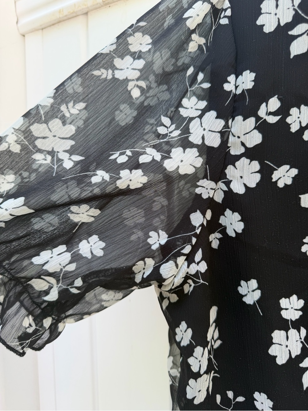 HaverBlack Floral Tie-Front Blouse- Top Button down - V-neck -short sheer sleeve - Picture 7 of 15
